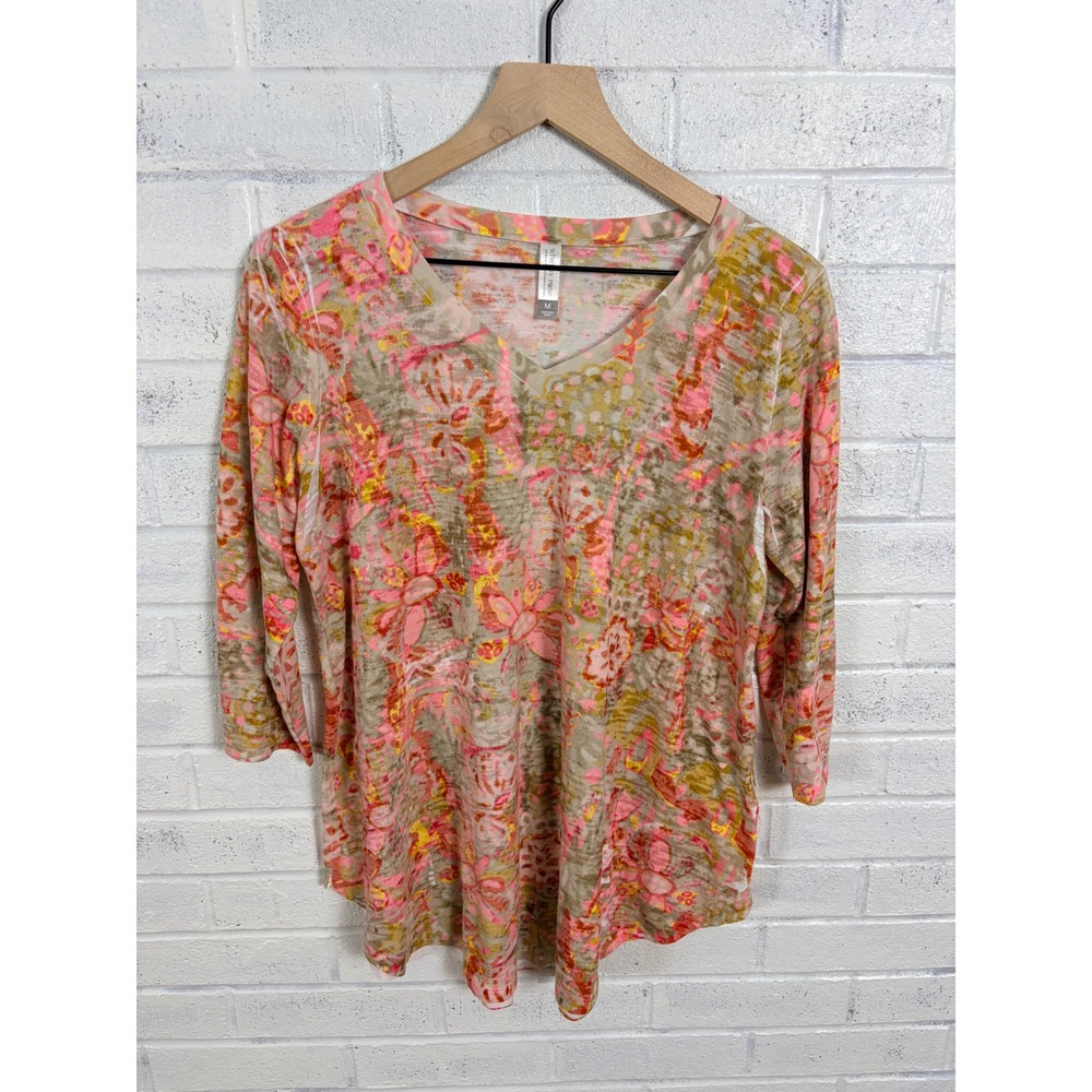 Whimsy Rose Signature V Neck Top Womens M Pink Abstract Floral 3/4 Sleeve USA